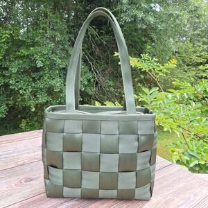 Harvey's The Original Seatbelt Shoulder Bag Woven Purse Two Tone Army Green